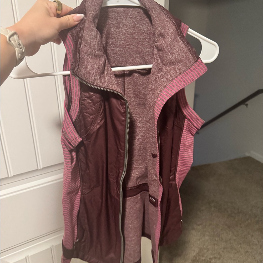 Lululemon Athletica Burgundy and Pink Quilted Vest